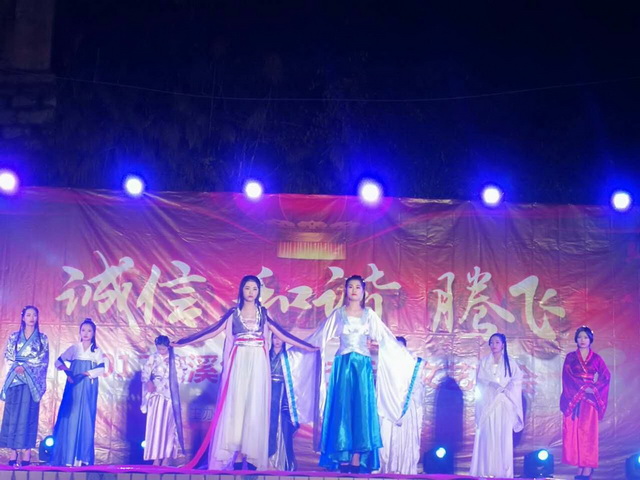 mmexport1482966463803_调整大小.jpg